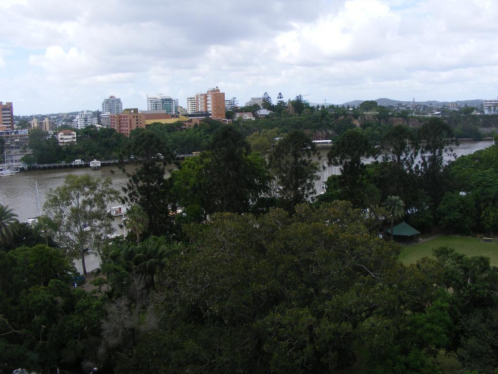 The Gardens Apartments บริสเบน ภายนอก รูปภาพ